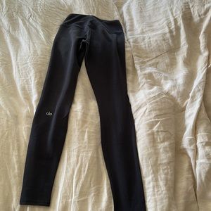 Black ALO thermal leggings